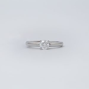 Anillo de compromiso oro blanco 14K con diamante Lab Grown solitario 50 pts
