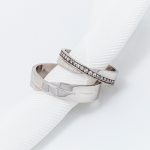 Argollas matrimoniales Infinito con churumbela