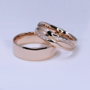 Argollas matrimoniales Infinito con zirconias o diamantes